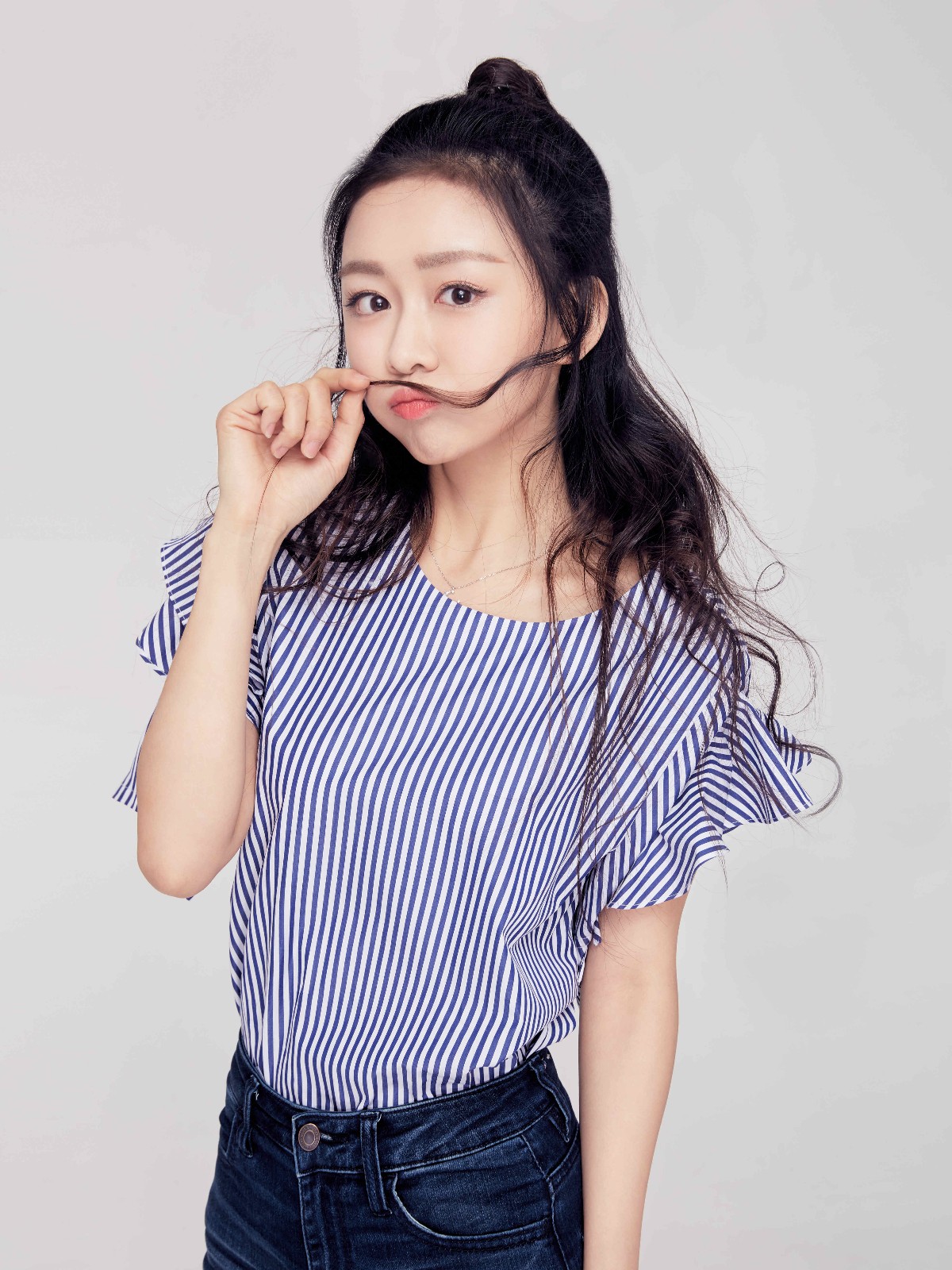 杨安琪夏日写真曝光教你如何拍出少女感