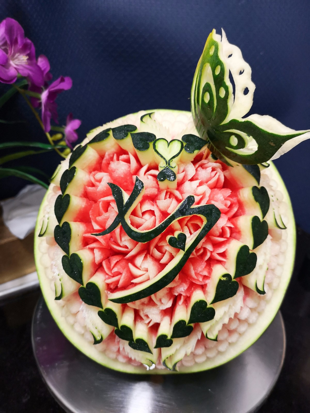 七夕情人节西瓜雕刻三毛水果艺术原创出品