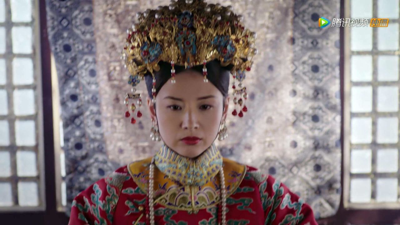 《如懿传》里的富察皇后大方得体又不失腹黑心机,董洁演技真不错