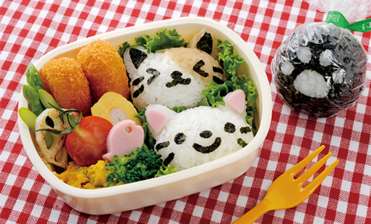 让孩子爱上吃饭,教你10分钟做出跟餐厅里一样可爱的卡通动物便当