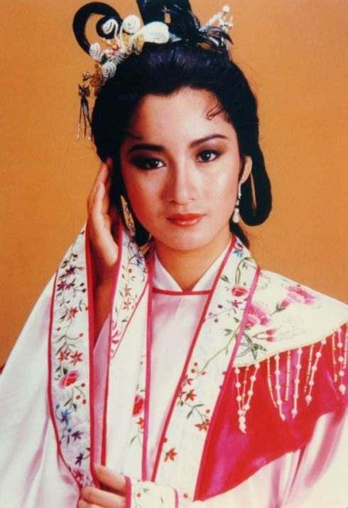 曾是港姐冠军tvb当家花旦为家庭放弃事业结婚14年却离婚