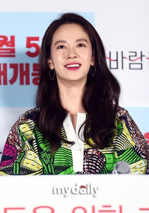 宋智孝李l等艺人出席新片《风风风》媒体试映