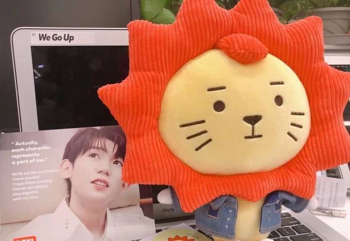 媒体收到了王源创造的roy6并称赞可爱,卡片上的字更让人感动