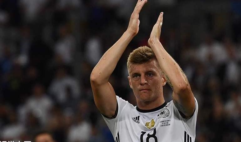 足球踢平外围:篮球界的压哨绝杀有太多, 世界杯