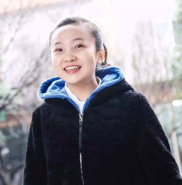 19岁的小彩旗,19岁的李浩菲,19岁陈曼媛