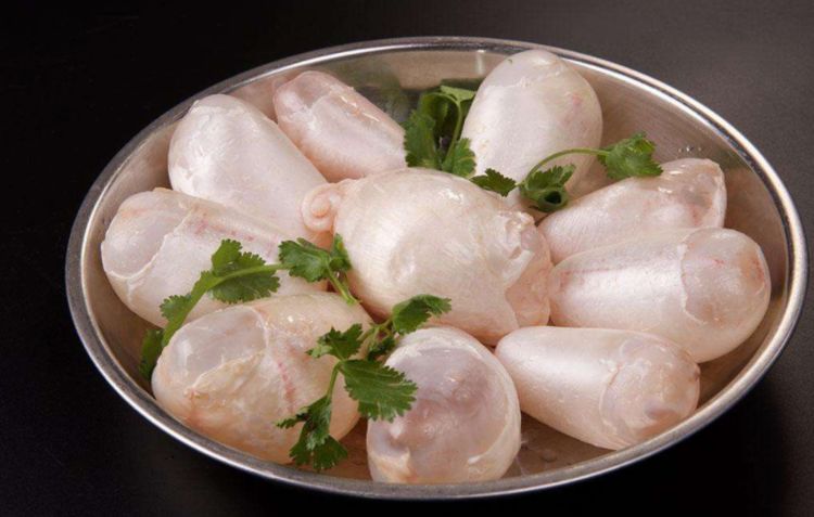 鱼肚子中的这东西别再扔了,与燕窝齐名,男人补肾,女人养颜!