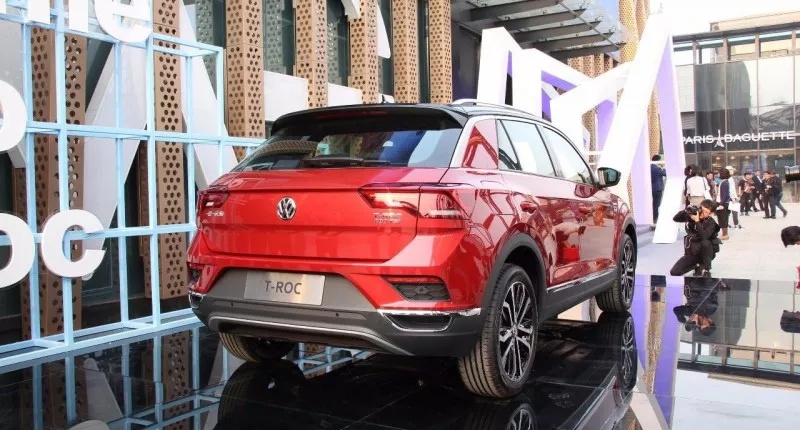 领克02对比大众探歌,关公面前耍大刀?