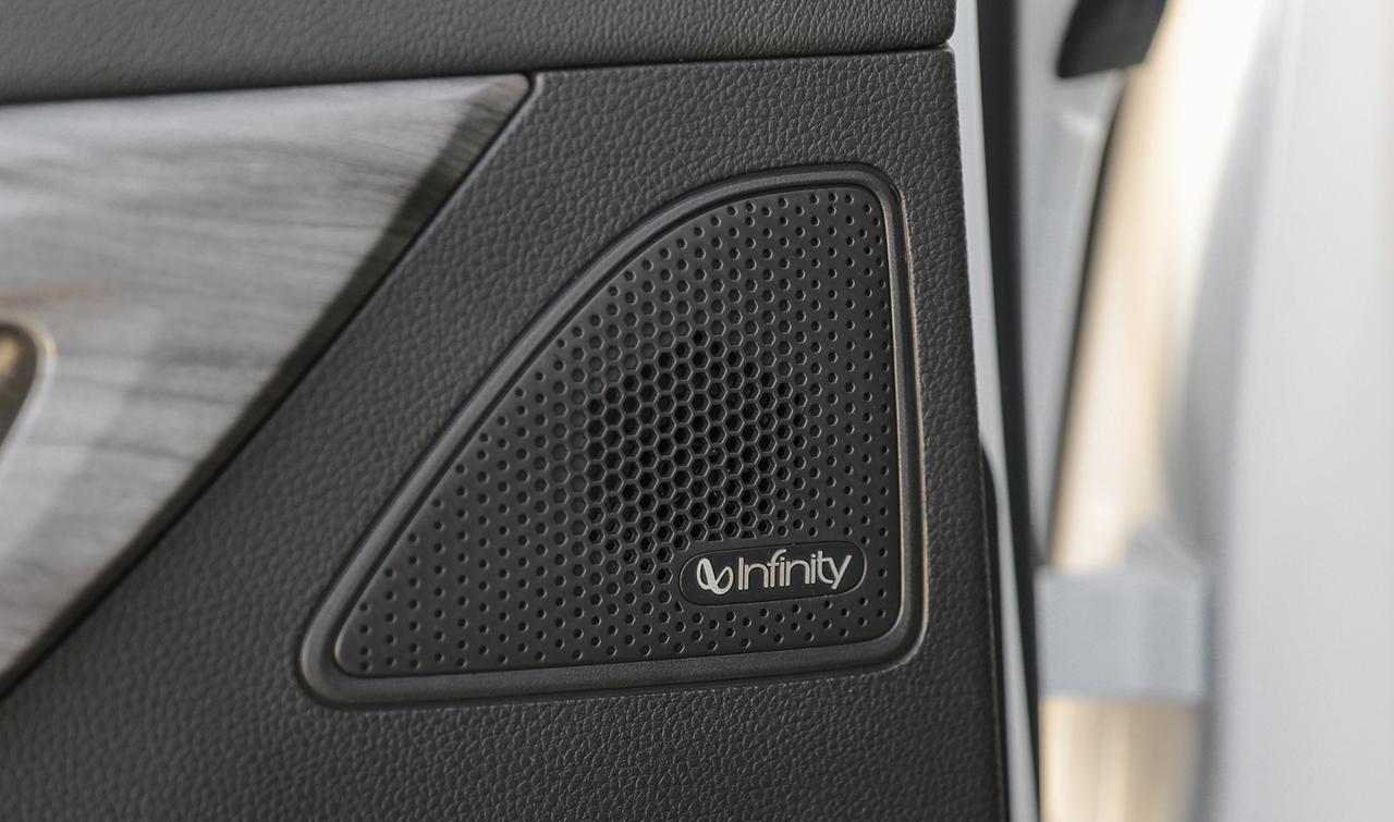 面包车配上了infinity音响6速湿式双离合宝骏730自动挡