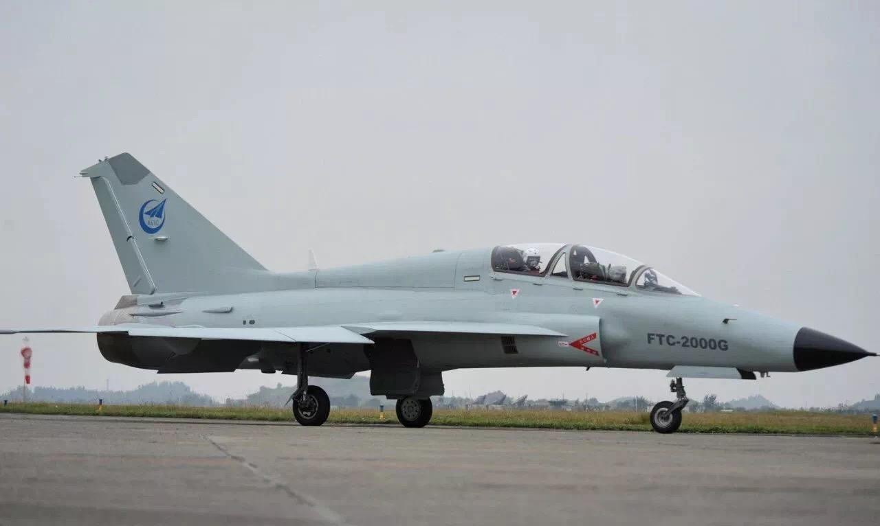 刚试飞就参加2018珠海航展,ftc-2000g战机潜力不凡