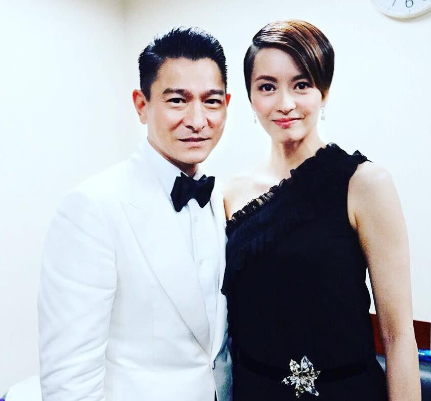 还记得,梁咏琪曾在周星驰的《百变星君》中饰演女主角虫虫,那时候,她