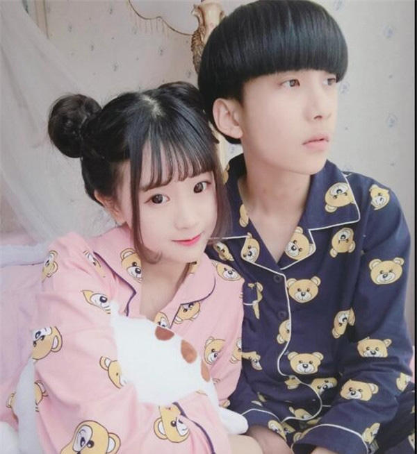 王乐乐微博公开新女友照片网友不配做小哪吒后妈