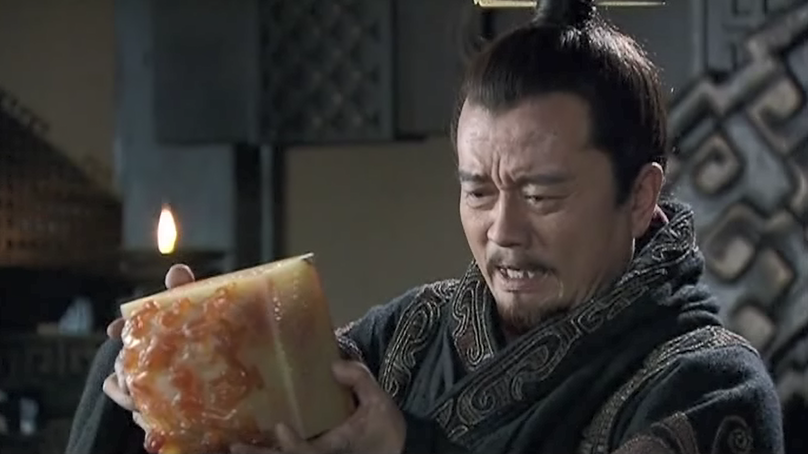 三国演义:孙策为了能够逃离袁术的控制,不惜献出传国玉玺!