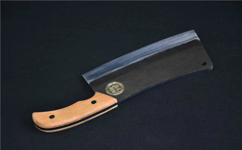 一把龙泉斩骨刀陪伴你十年的肉铺生涯