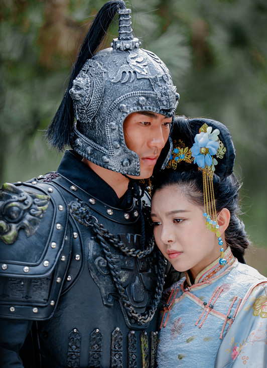 《美人鱼村》主海报发布 演绎爱恨情仇|美人鱼村|于函冰|海报_新浪