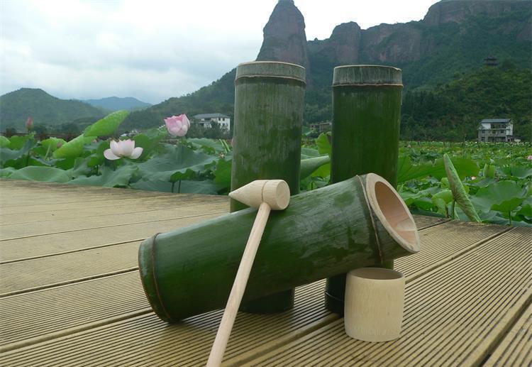 农民给竹子"打针"后卖钱, 价格还不低, 如今很流行!