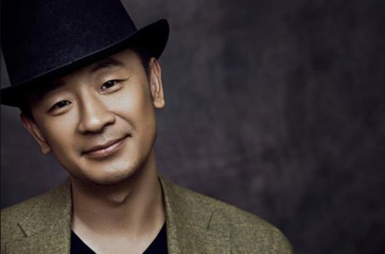 黄海波沉默4年后终于"露脸",面对女嘉宾,心酸