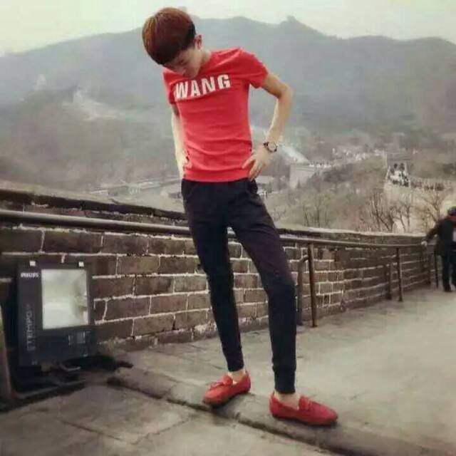 快手人气王牌牌琦的社会摇,到底祸害多少年轻