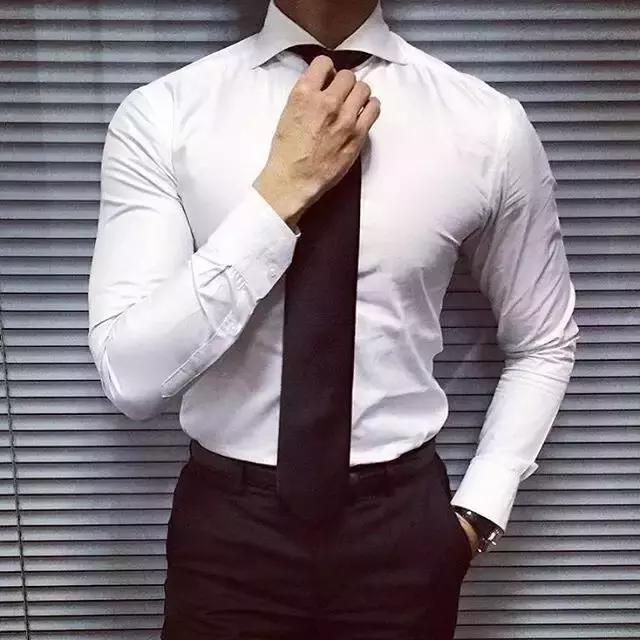 圆肩,溜肩如何改善?这4个练肩动作来拯救你的肩膀!