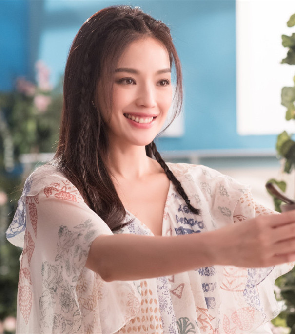 舒淇这个编发美到年轻十岁!网友详细解析编发教程_新浪看点