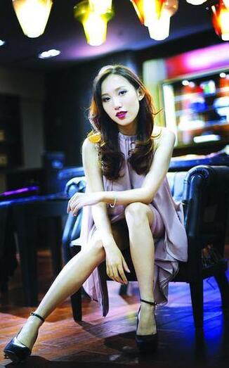 中超最美董事长文筱婷,27岁单身美艳,直言喜欢强壮主动