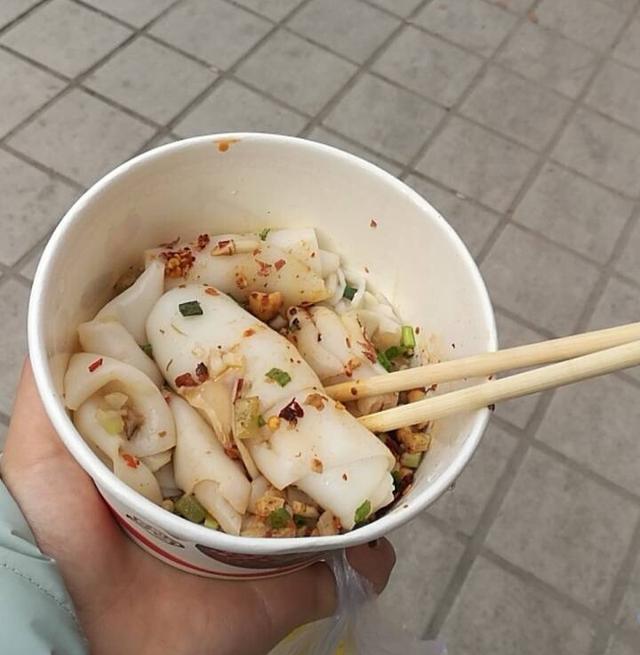 黔东南小吃之—榕江卷粉