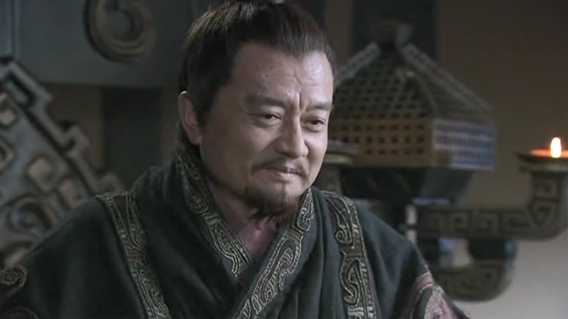 三国演义:袁术得到传国玉玺后,大臣纷纷劝他称帝,他竟答应了