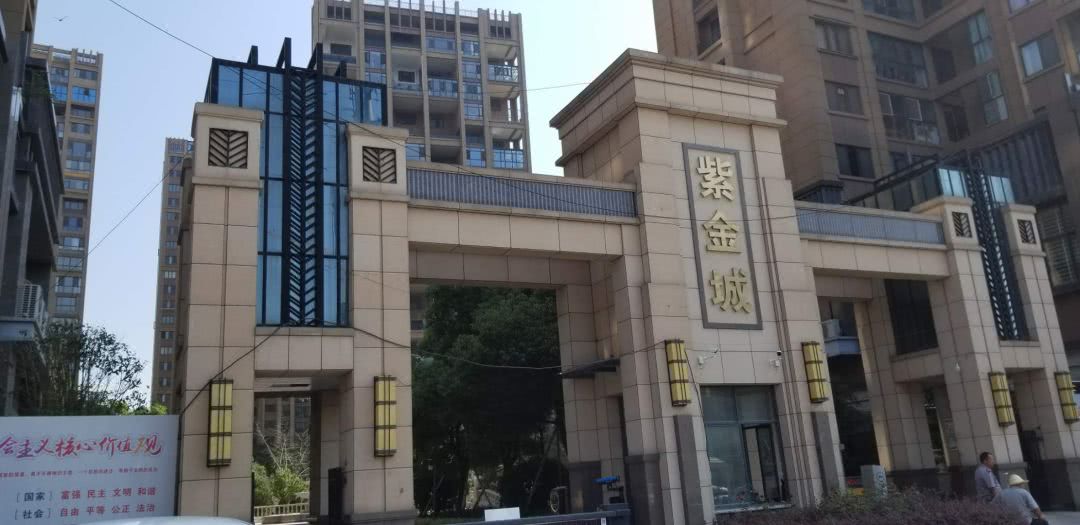 主打恒温该小区最大特色阜阳市颍州区人民西路与南京路交汇处紫禁城