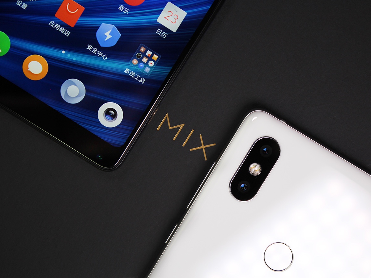 温润如脂的绝对性能王者 小米mix 2s黑白双色开箱图赏