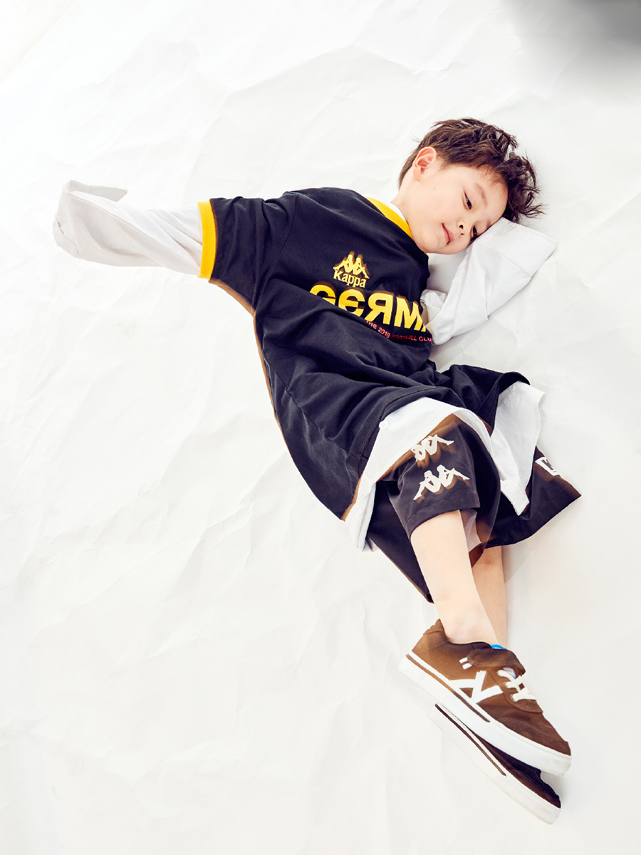 霍思燕已经很会打扮嗯哼了,不料邓莎更厉害,卷发大麟子好时尚!