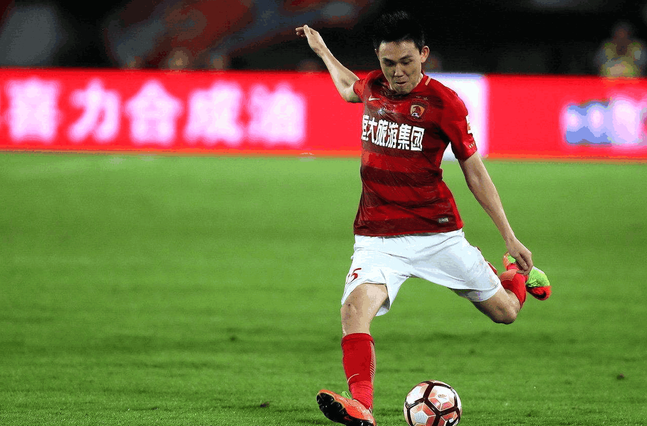 结束后李学鹏动作引起球迷落泪