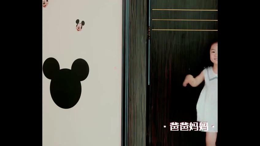 戚薇女儿lucky中文名李乐褀,在想想办法吧爸爸