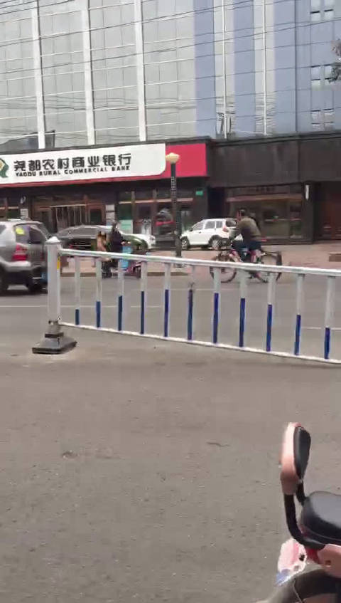 江门爆料江门星汇名庭四期工地事故现场视频,