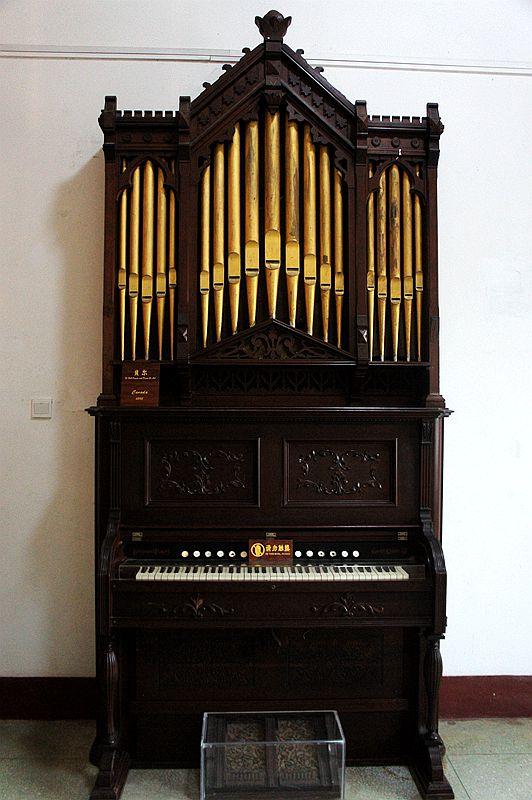 来鼓浪屿陶冶一场风琴的浪漫吧