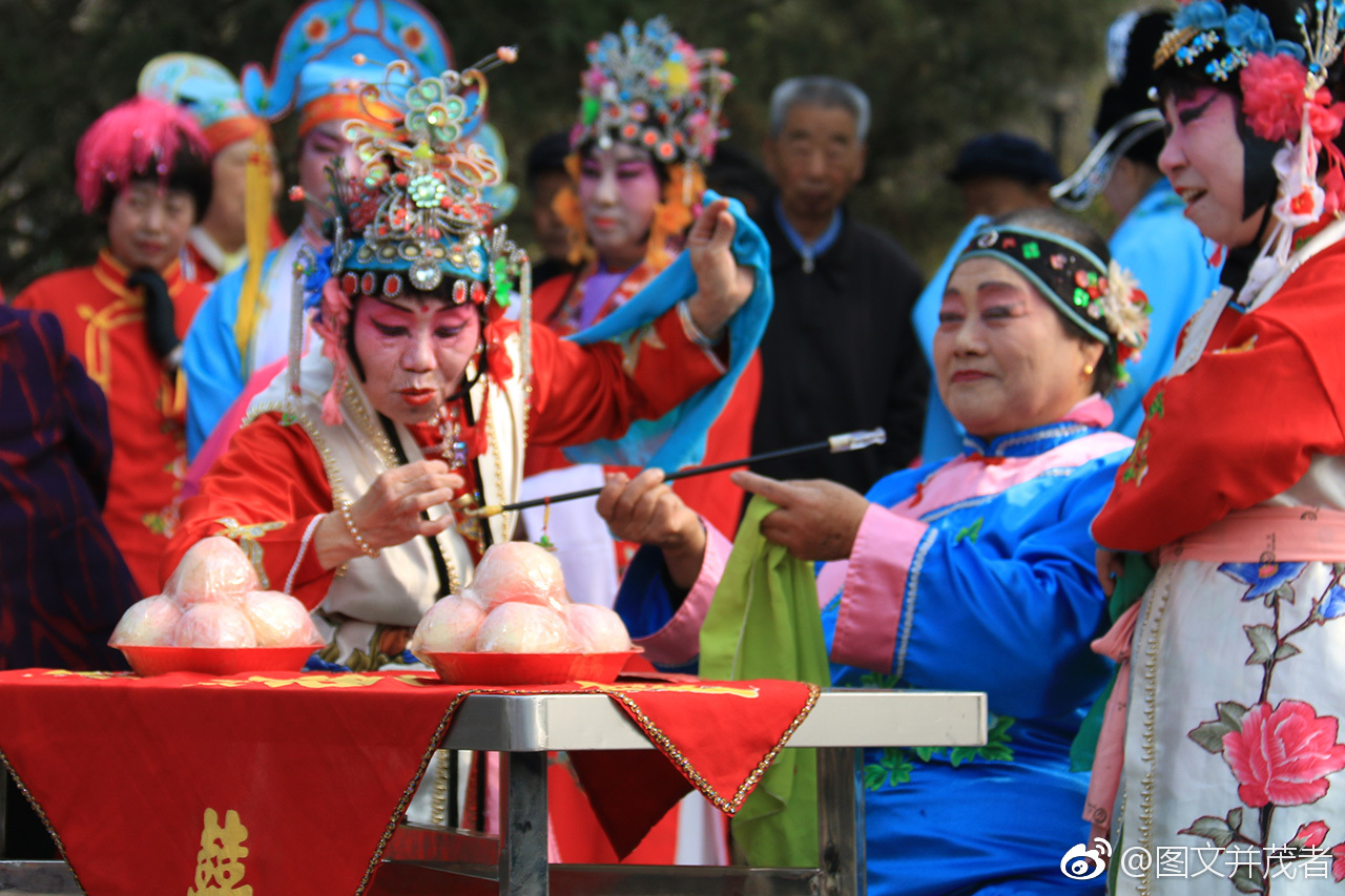 "五女拜寿"(1)