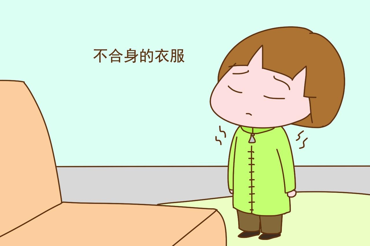 不合身的衣服很多家长看到这里大概会疑惑,谁会不知道自己孩子的尺码?