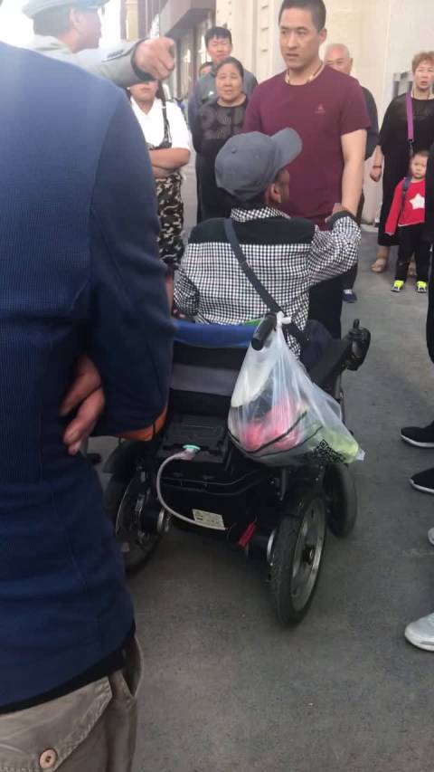 长春身边事 长春万龙银河城地产学区宣传遭质