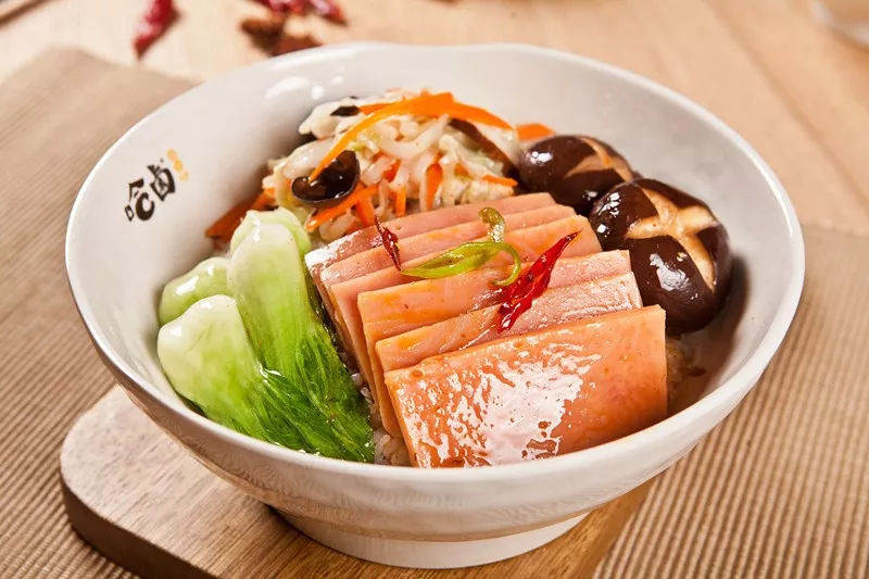 全国分店四起的哈卤卤汁饭,图片馋的我口水都流出来辣