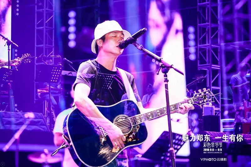 水木年华朴树李志马頔等民谣大咖现身娱人制造彩色音乐节