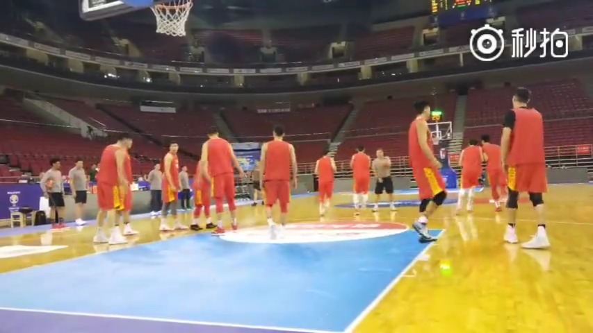 无技巧不篮球 郭艾伦夏天美国特训集锦各种控