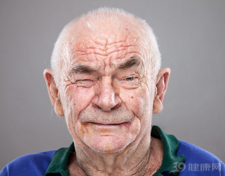 其实这病前兆很明显,但很多人不知道