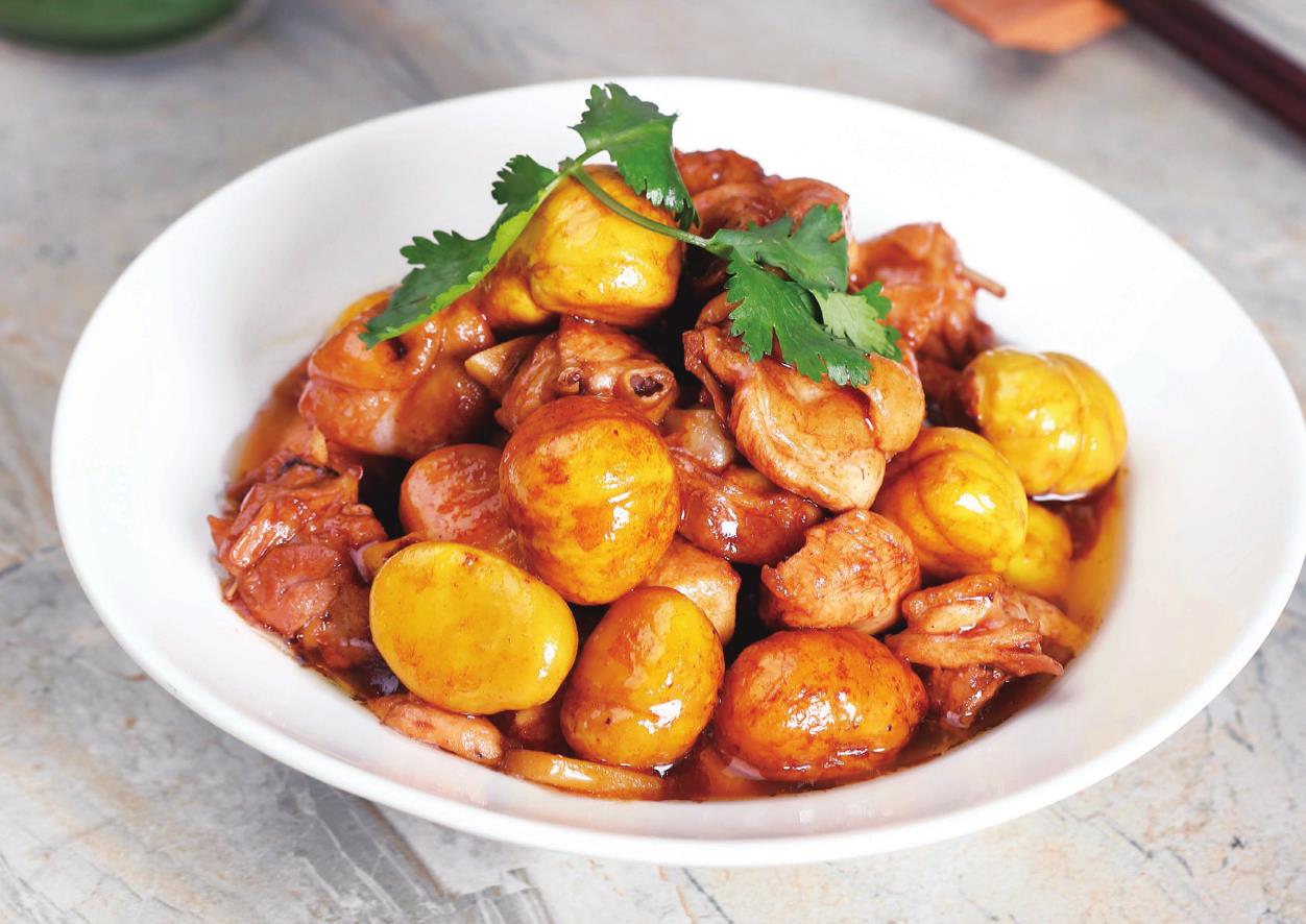 板栗烧鸡,最为贴心的佳肴也许只是这样一道臻味|板栗|烧鸡|佳肴_新浪