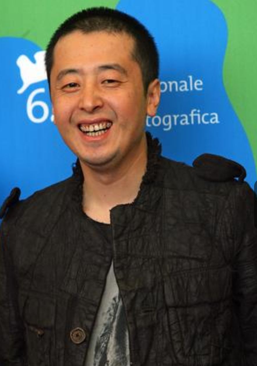 他曾说:中国电影只剩娱乐,没有文化,戛纳常客却无缘国内奖项