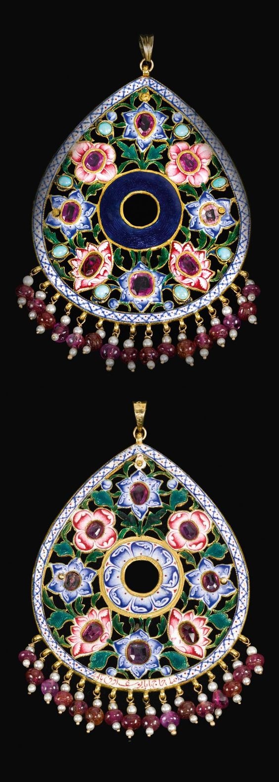 一波来自伊朗的珠宝首饰其中不少都是掐丝镶嵌技术