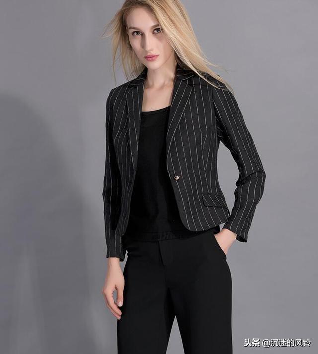 庄重优雅的女士小西装品质时尚潮流设计穿出不一样的感觉