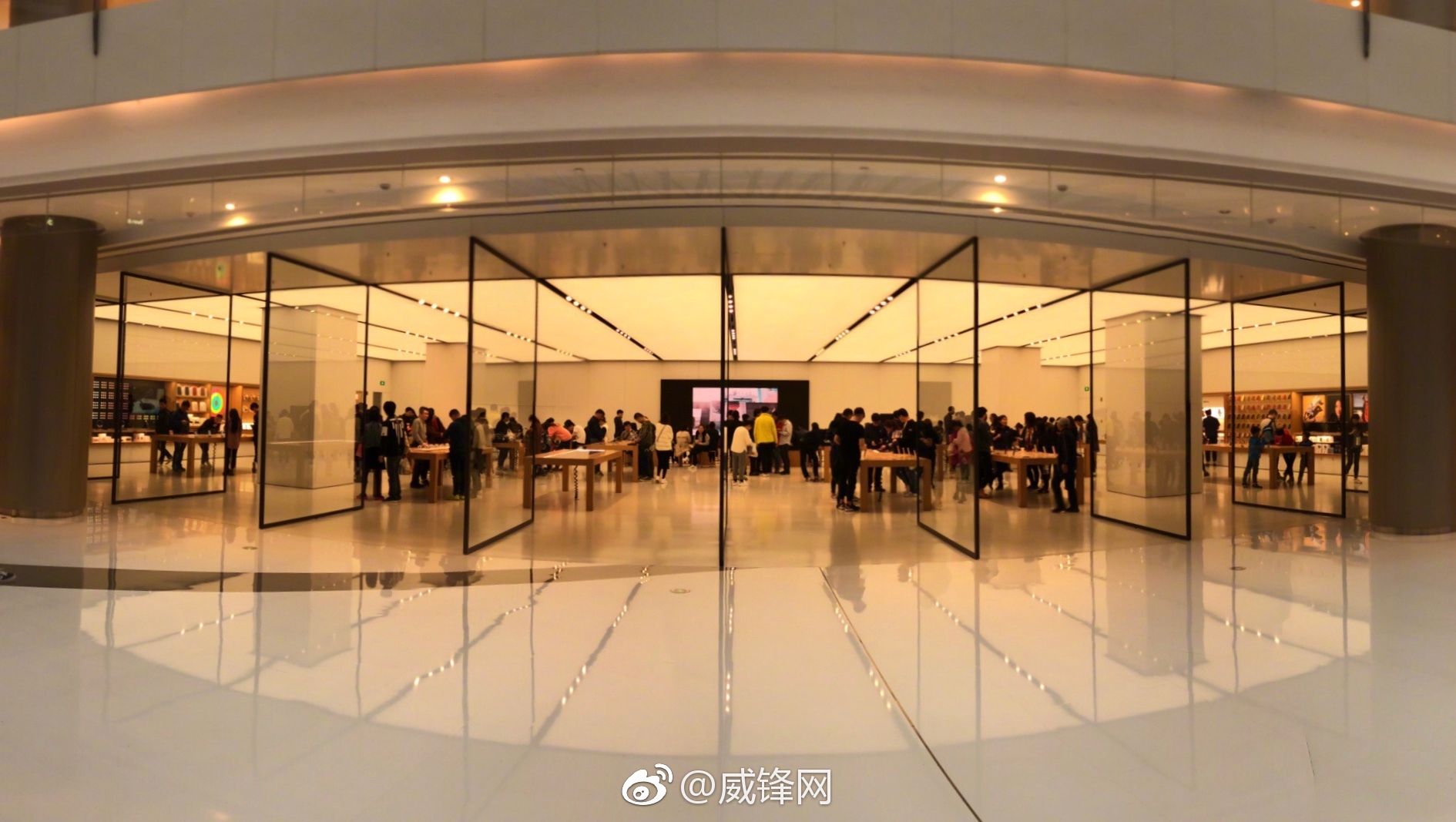 applestore上海五角场打卡很有意思的一个地方