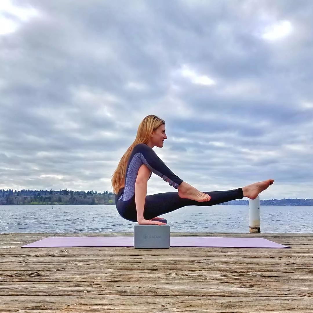 热身动作1套赶紧收藏瑜伽初学者总是身体僵硬体式不标准