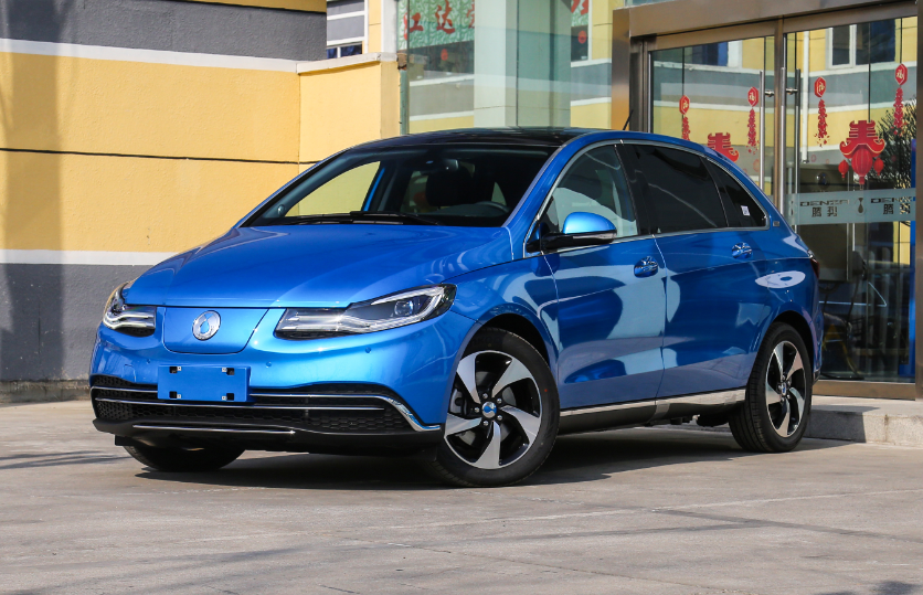 更"纯"更"奔驰",腾势500纯电动车实拍详解