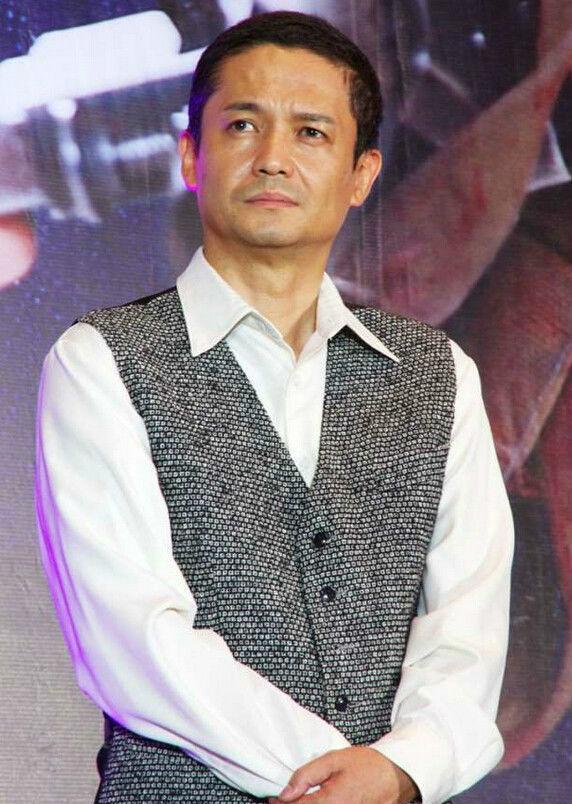 为促进中日友好, 饰演日本军官被开出国籍, 一个值得尊敬的日本人