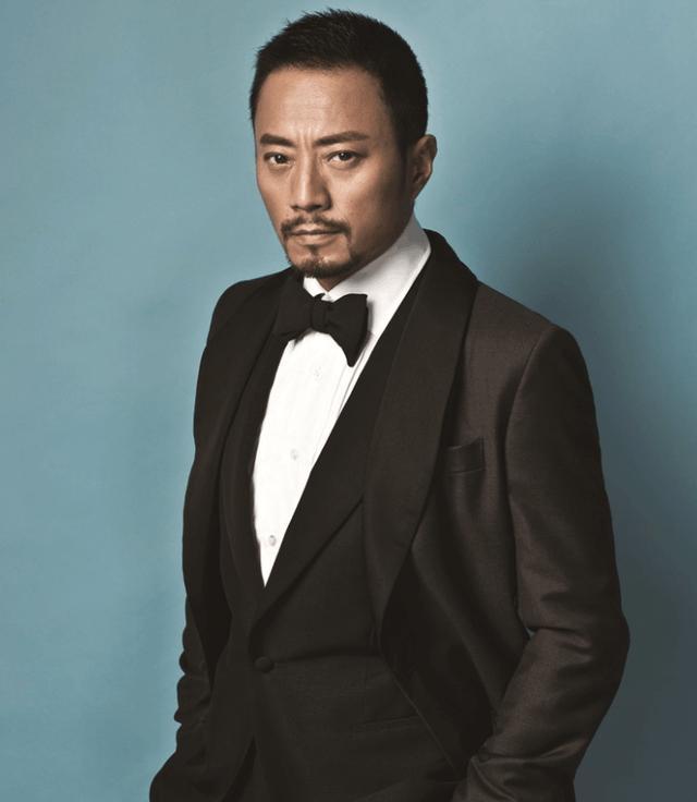 他是双料影帝,和妻子一见钟情,如今坐拥5家公司成大佬