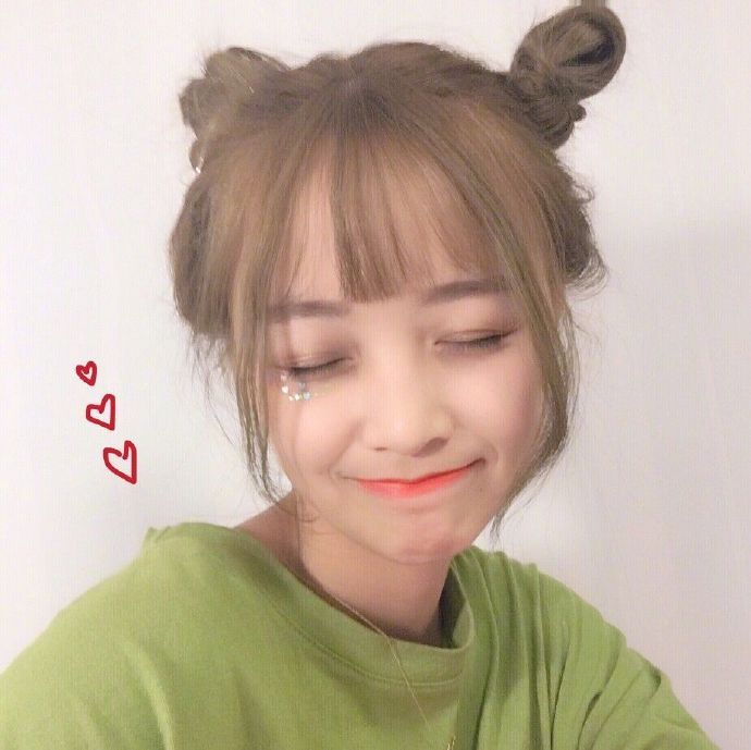 元气girl ,超级减龄的双丸子头,我小时候就是酱紫的发型